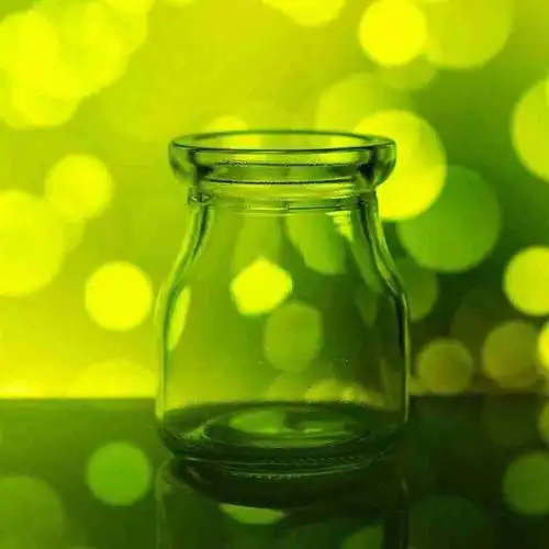 感觉清淡的透明的玻璃瓶子   能否装下你那满个性玻璃瓶头像 唯美彩色