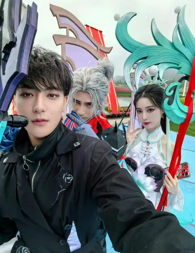 exo出身的"归国四子",如今的发展状况:吴成了劣迹艺人,鹿晗录制五哈中