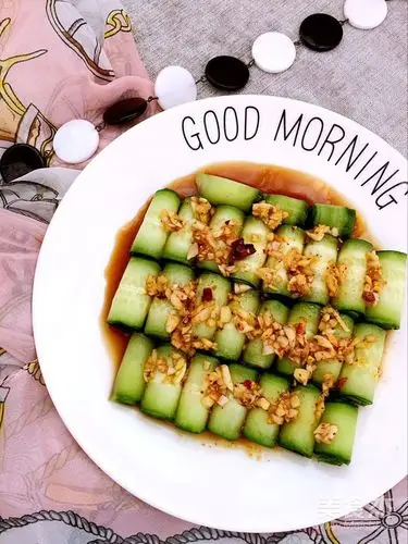 凉拌黄瓜卷