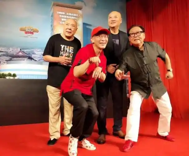 近些年的刘大刚已经从京剧院退休,晚年会和六小龄童,迟重瑞,马德华