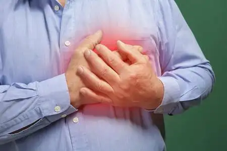 心脏病发作的概念照片