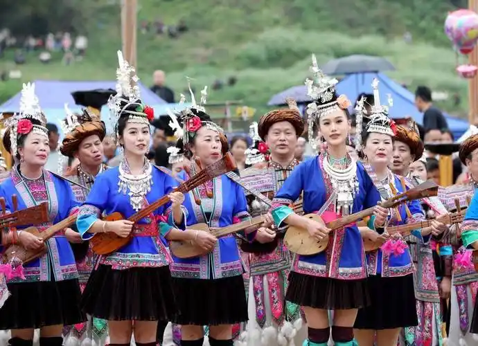 广西】侗乡传统花炮节 百年民俗焕发新风采_活动_富禄苗族乡_旅游资源