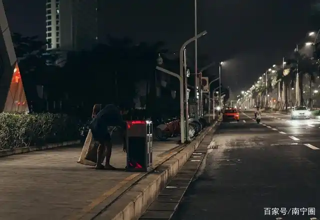 凌晨三点的南宁街头,我看到了疫情下最真实的生活