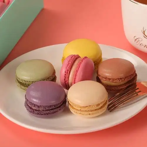 艺诚法式马卡龙甜点西式糕点蛋糕点心零食情人节传统西式糕点