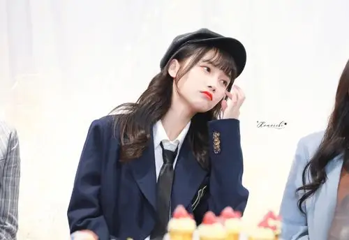 08komorebi·宋昕冉 - 堆糖,美图壁纸兴趣社区