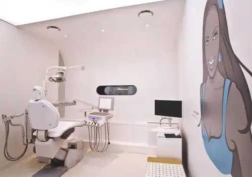 小编:如果您想装修设计牙科诊所,也可以搜索金诚天佑跟范总聊聊.