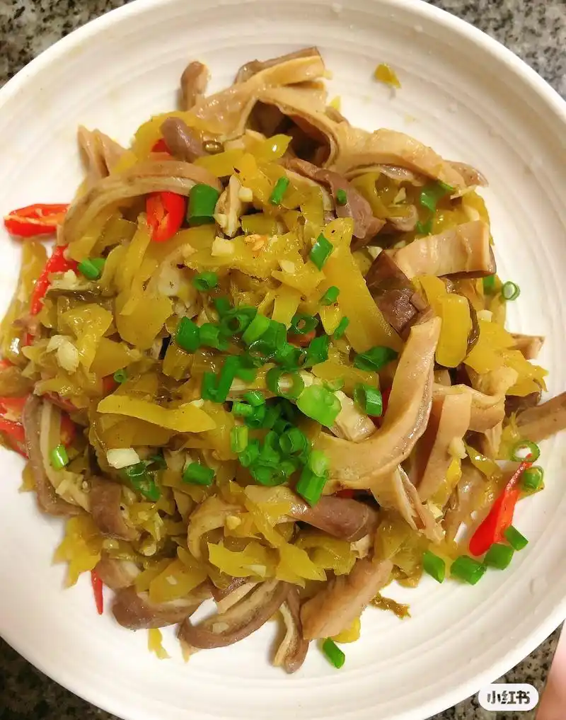 今日菜系.酸菜炒猪肚