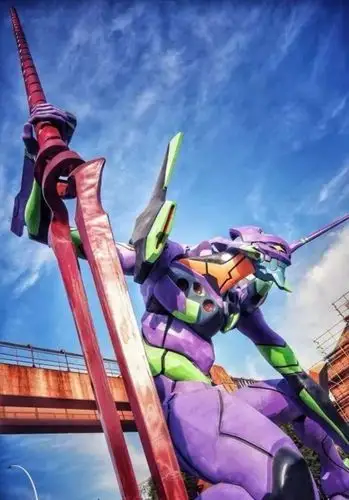 上海的11eva初号机坐落静安新业坊eva广场2506米的身高