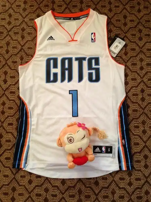 包邮 肯巴沃克 山猫 sw r30 刺绣球衣 小王正品