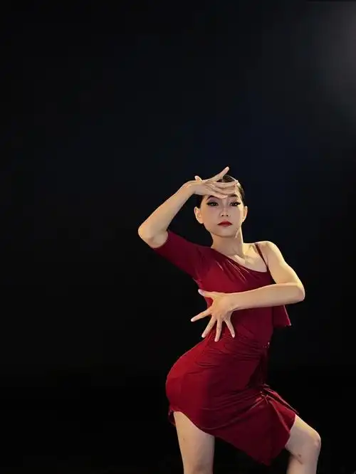 阳江化妆拉丁舞写真