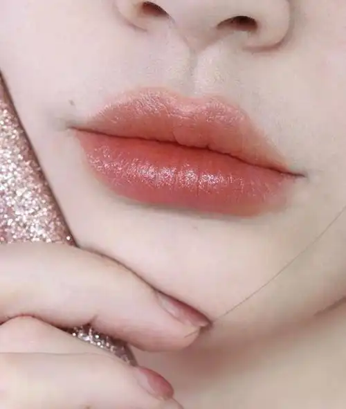 这些气质口红超显白,素颜也很好看,让你的美貌得到无限提升!