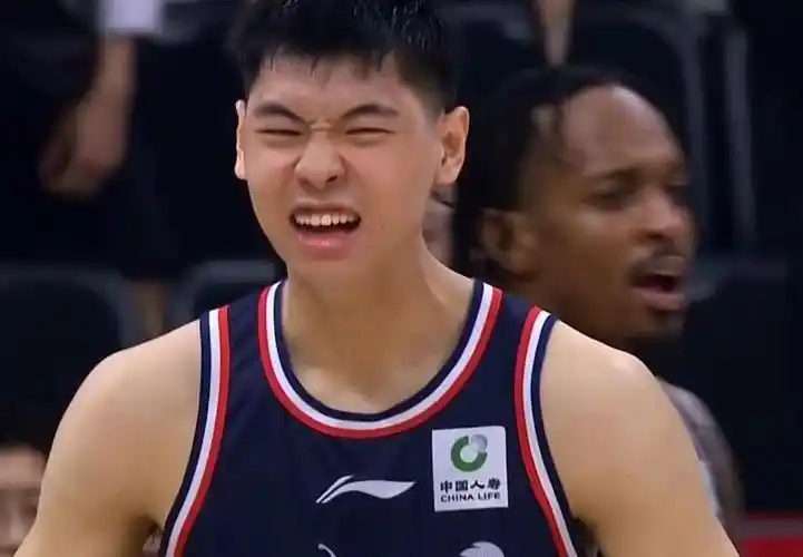 cba爆冷新疆男篮不敌广州陈盈骏21分祝铭震20分沙拉木218