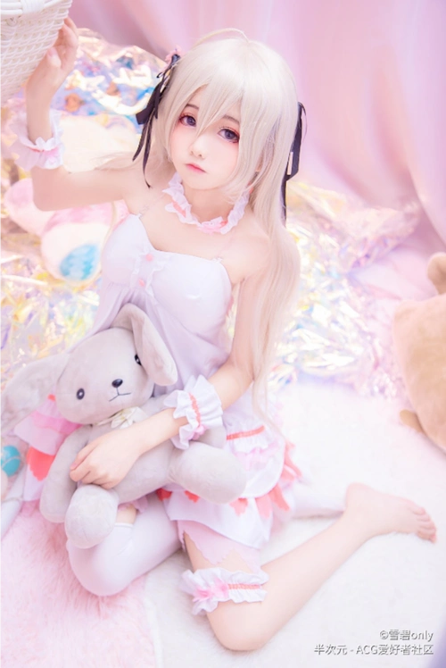 春日野穹穹妹cosplay乖巧可爱