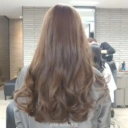 韩国女生长发发型参考