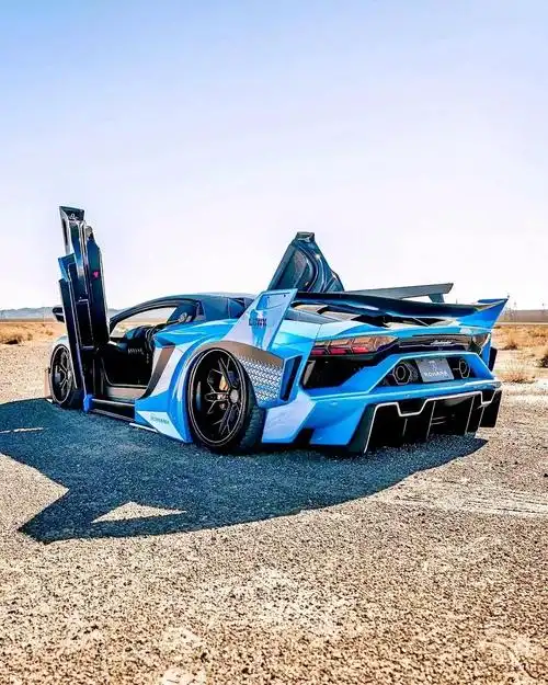 全球顶级豪车(欣赏一下世界十大豪车超跑)