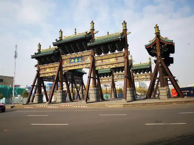 这是复原后的四牌楼,东南西北分别是和阳街,永泰街,清远街,武定街