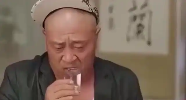 "赵四"扮演者刘小光因酒驾被罚,罚款1000元记12分