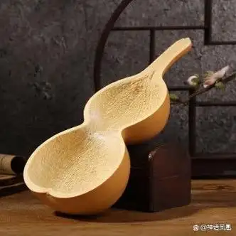 大家熟知的葫芦:最初是容器,然后可食用,道家的法器,如今的挂饰,"信仰