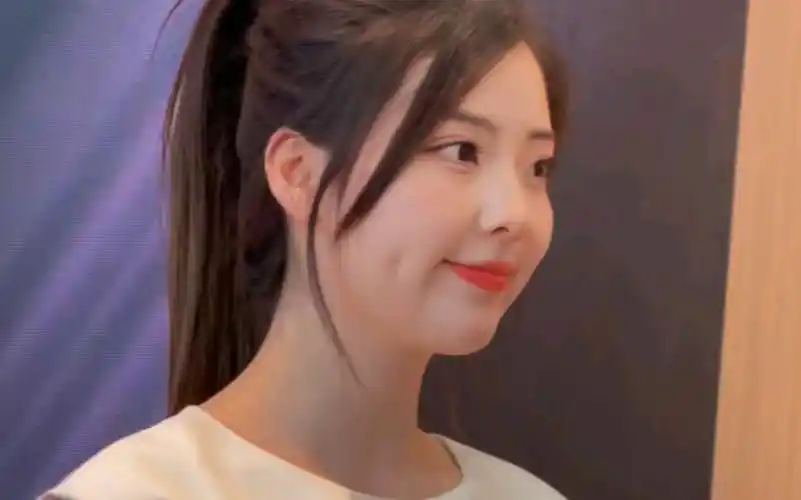 网红美女车模 春晓