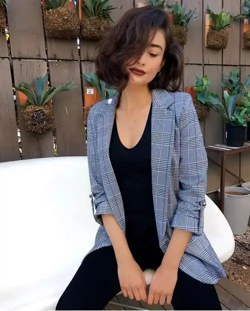 潮女短发大波浪卷发型图片