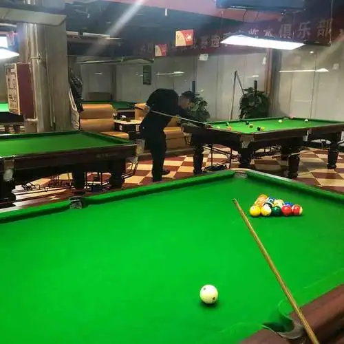 潘晓婷台球酒吧会所-"经常来潘晓婷打台球她们家有包间无烟区 .