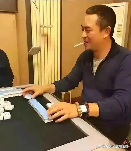 原来销声匿迹的爱情,才叫真正的爱,张嘉译夫妇活成了神仙眷侣!