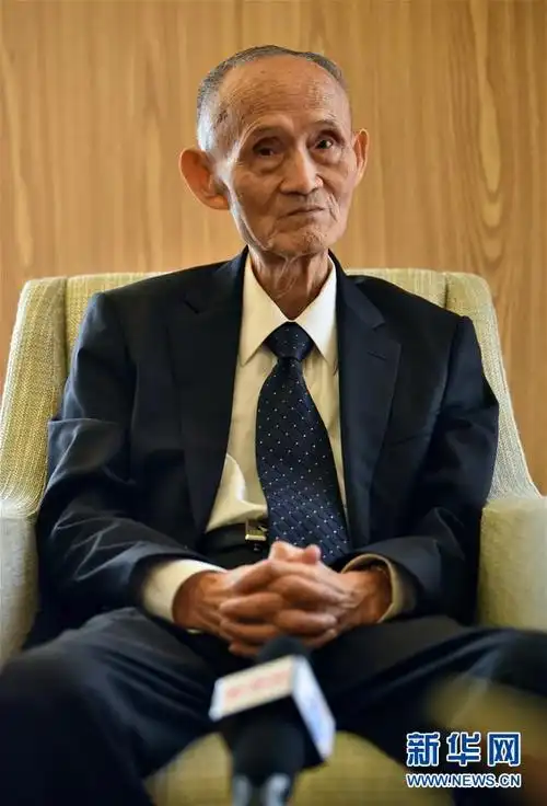 回家的使命访台湾老人感动中国人物高秉涵