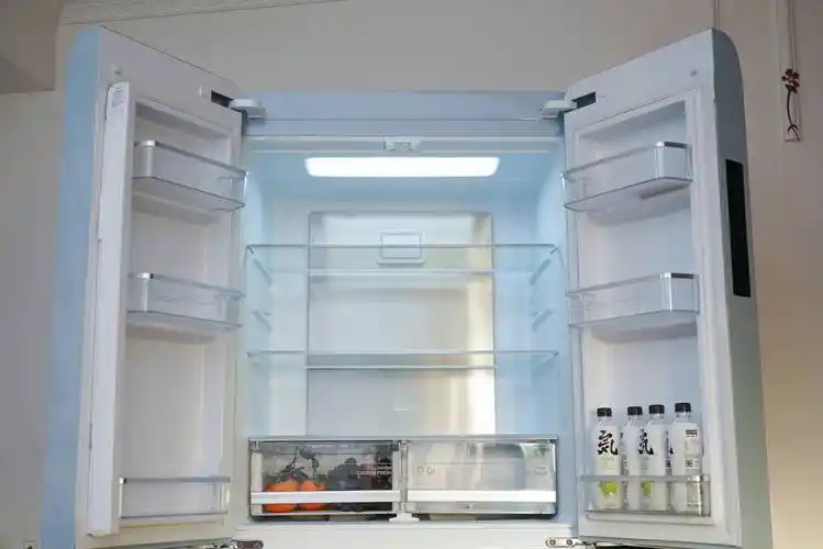 空间大颜值高更安静小吉法式复古变频冰箱