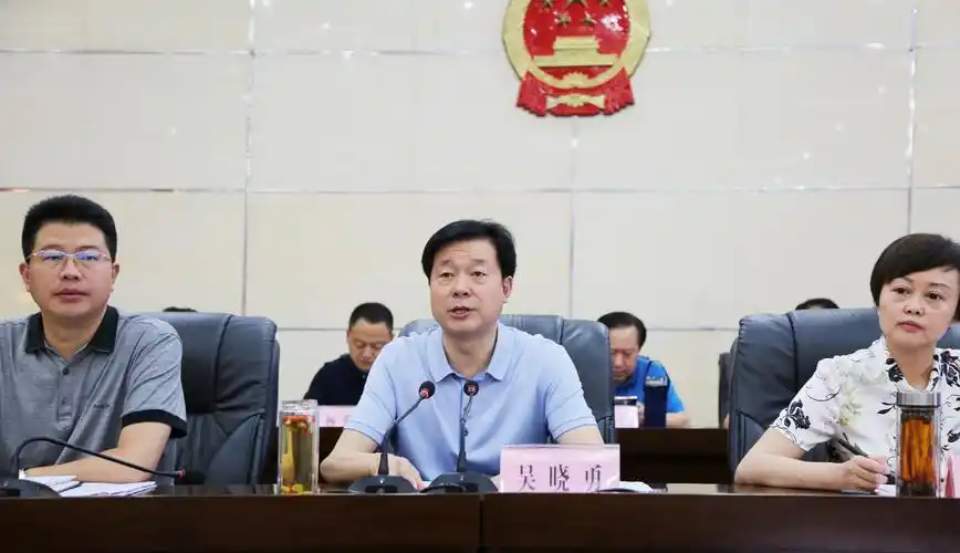 万源经济发展稳进好上半年税收收入增长356