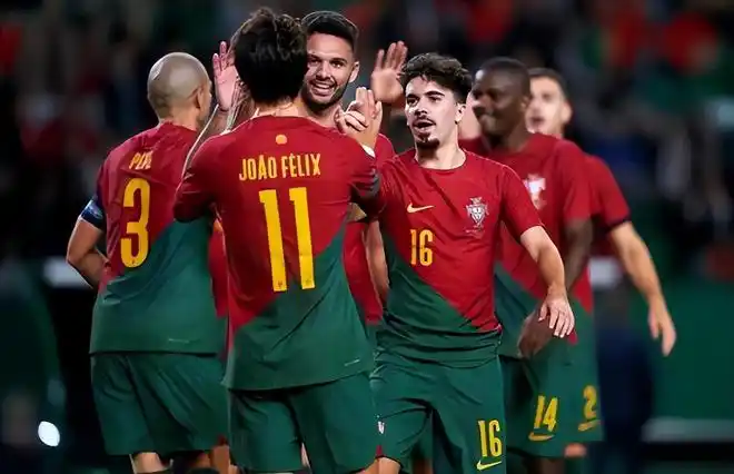 恭喜葡萄牙队终获顶级中锋新本泽马凸显天赋世界杯带飞c罗