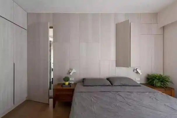 小主卧卫生间对着床的解决方案 门对床尴尬至极(8)