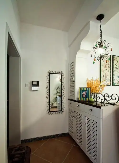 欧式玄关鞋柜隔断装修效果图