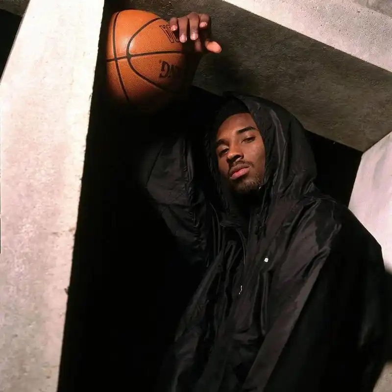 kobe #篮球# #nba# #篮球头像壁纸# #kobe# #科比