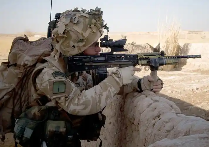 英国l85a2突击步枪故障率太高原因是什么