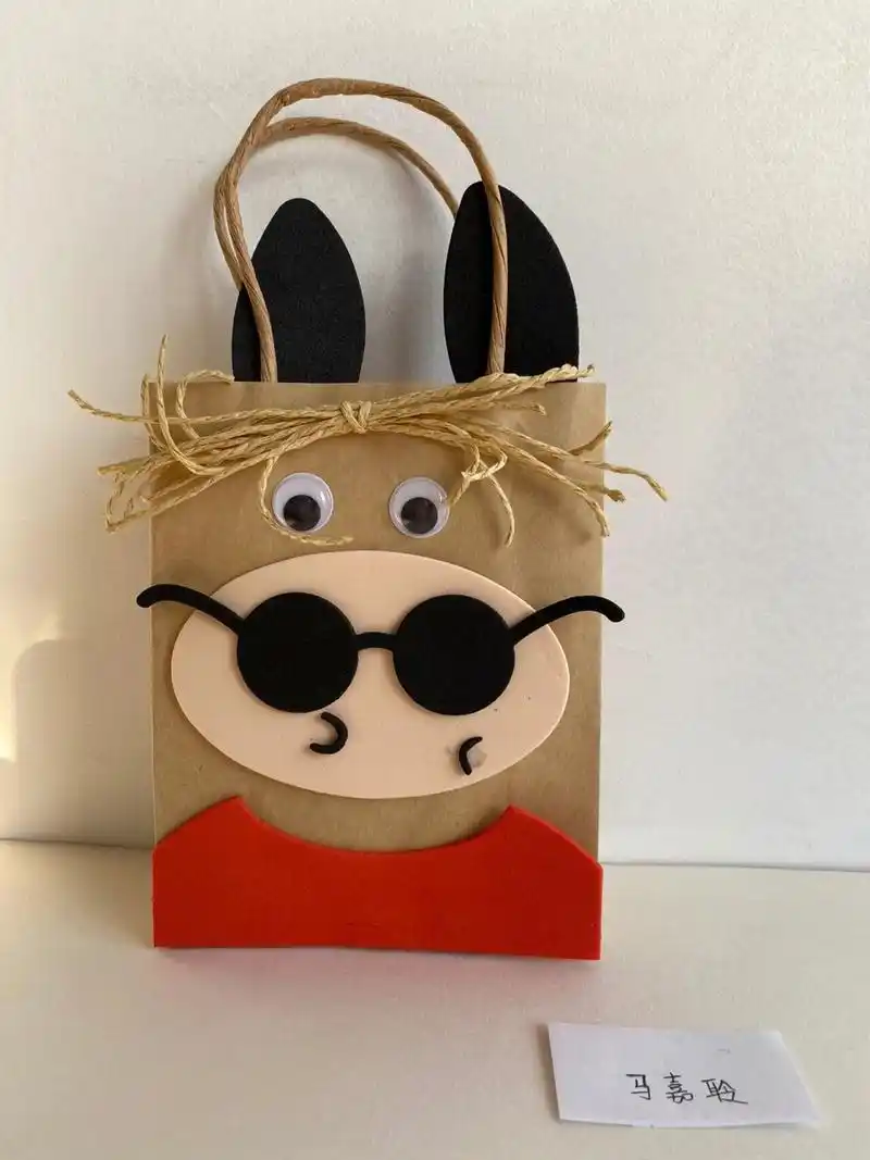 手工制作/卡通动物牛皮纸袋 所有的小动物都可以用牛皮纸袋制作 出图
