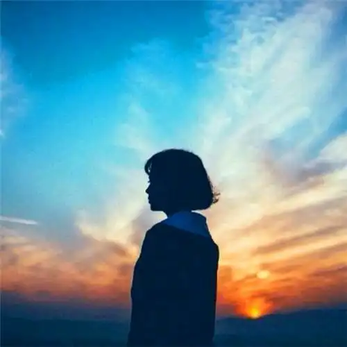 适合永久做头像的图片唯美