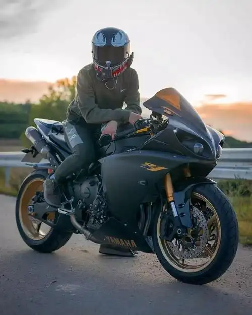 进口排量跑车雅马哈r1mr6重型机车忍者双缸摩托车整车