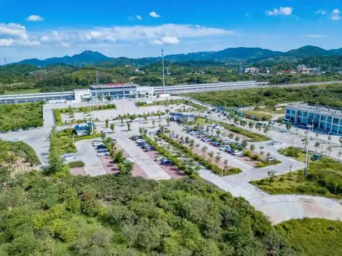 航拍随拍葵潭高铁站