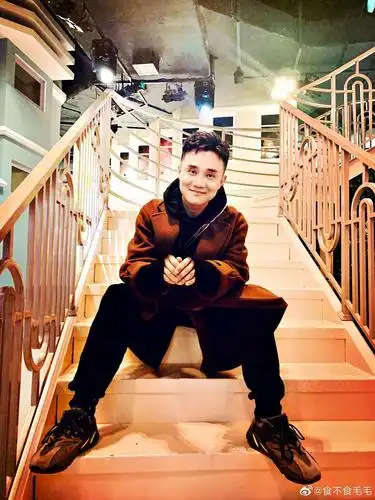 彭冠英和配音演员吴磊