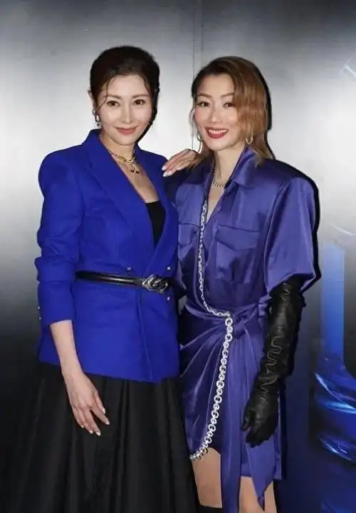 一个松弛优雅,一个瘦到认不出|李嘉欣|关之琳_新浪新闻