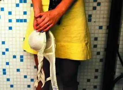 18岁变态男子专偷女性内裤被抓 偷拍女房客洗澡泄欲