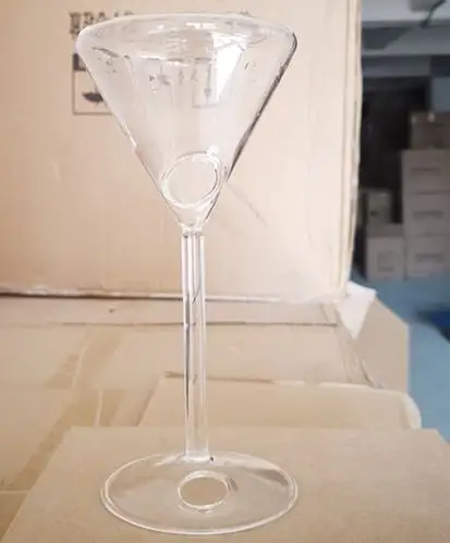 耐热玻璃饮料杯三角杯红酒杯吸管杯鸡尾酒杯马天尼杯果汁杯高脚杯
