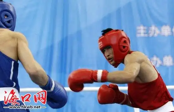 拳击赛海南选手麦清贤游伦海越战越猛打入总决赛