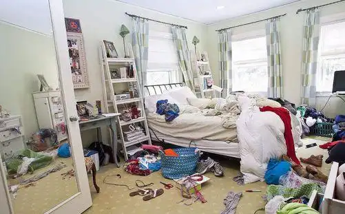 为什么越忙越需要桌面整洁细数杂乱桌面四宗罪