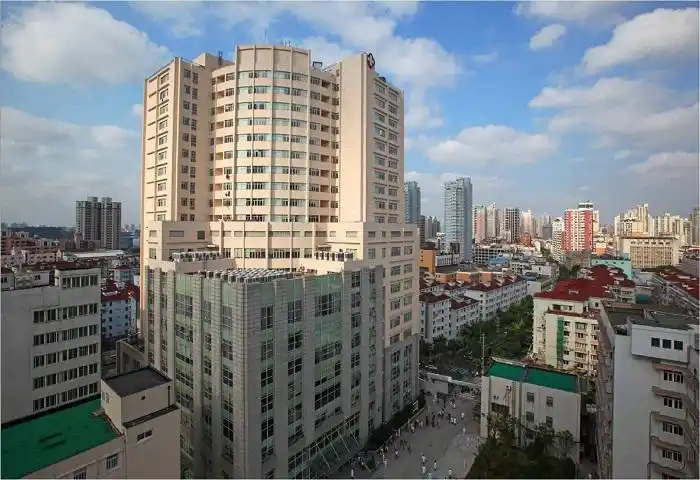 上海市第九人民医院地址在哪里地铁8号线能到吗