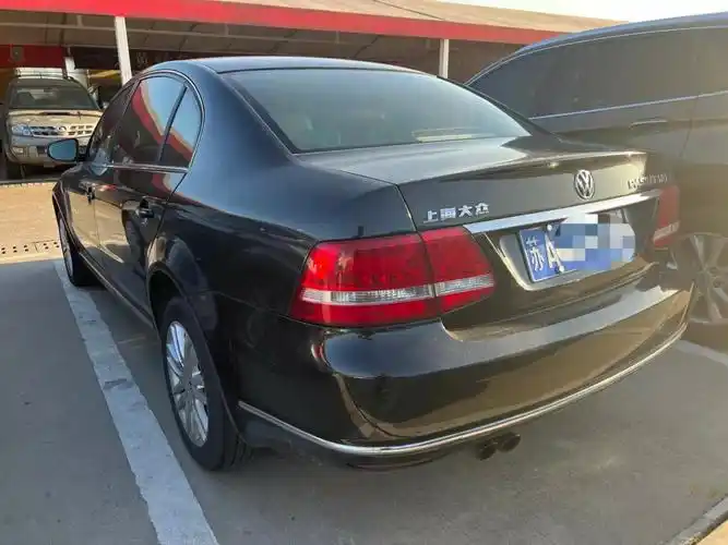 大众 帕萨特  2010款 2.0t 风尚版图片