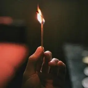 成熟且有深度的头像高清成熟有意境有深度的头像图片