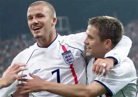 贝克汉姆与欧文躲过一劫