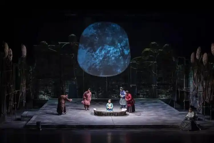 郭麒麟再回话剧舞台,老舍原著《牛天赐》火热开票