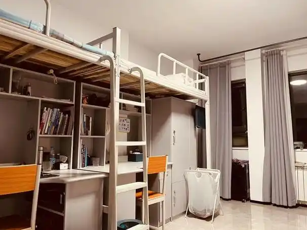 郑州轻工业大学我校成功举办研究生宿舍文明月创建活动欢迎您!